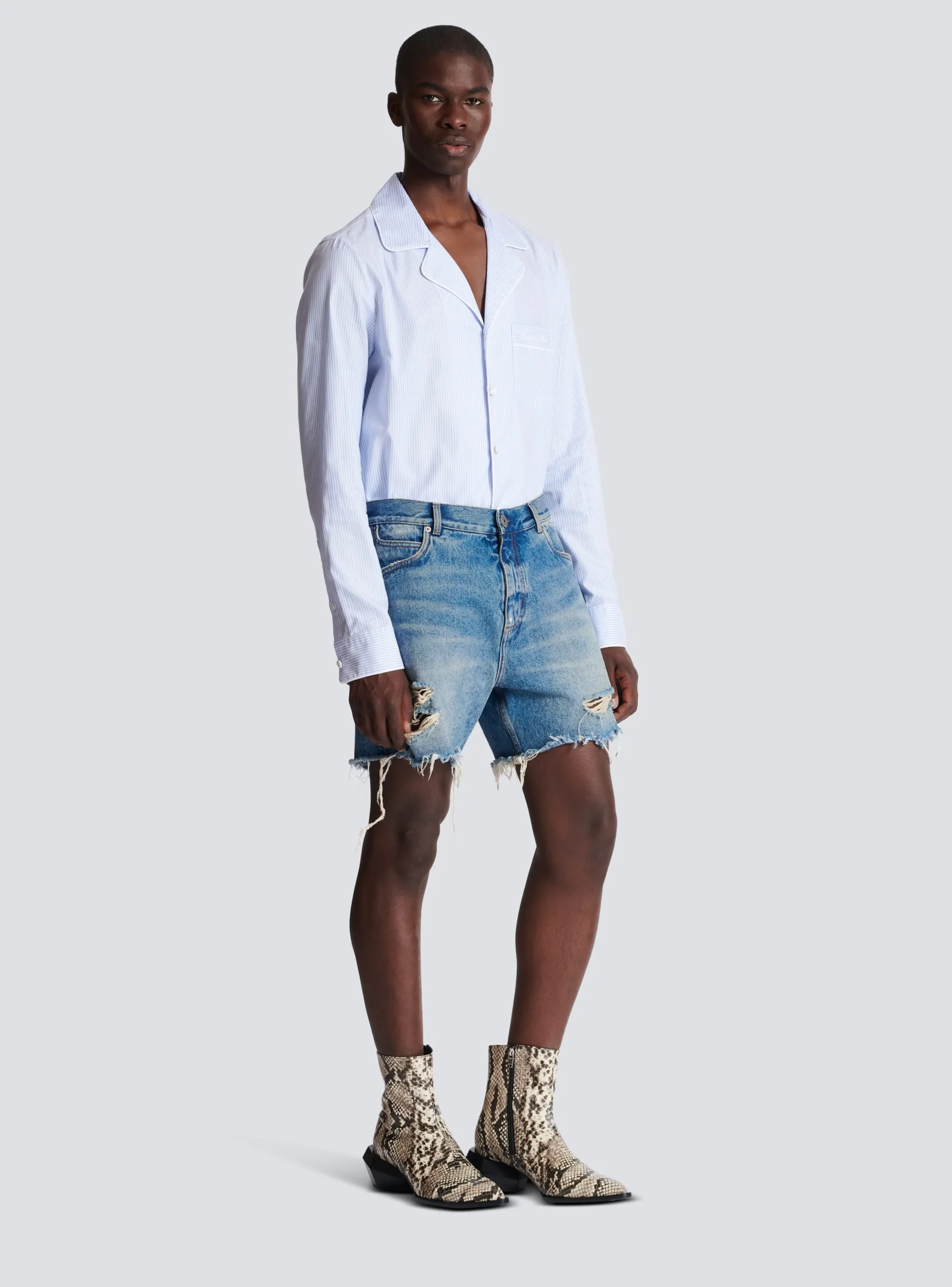 Unisex Shorts In Vintage Wash Denim-Balmain Flash Sale