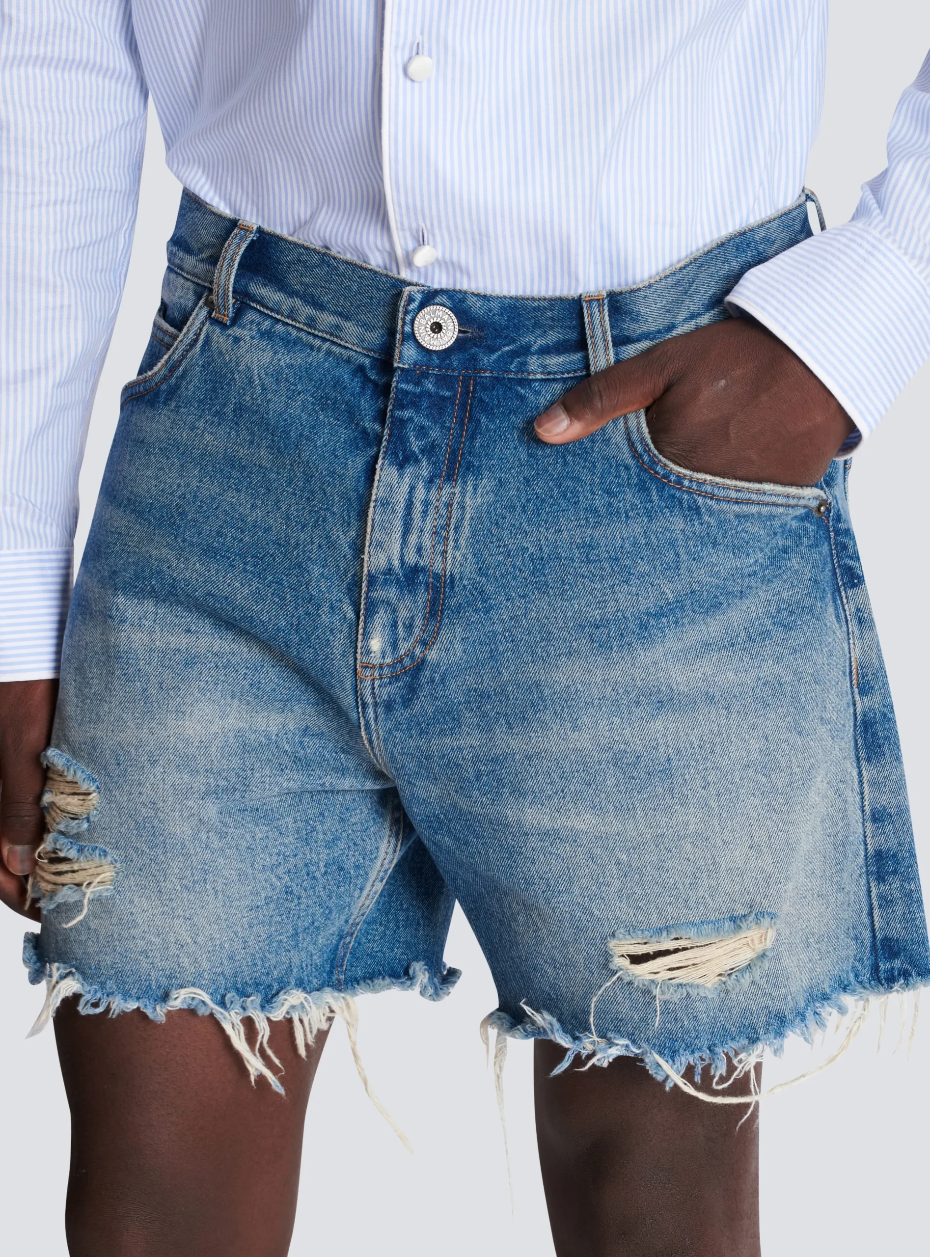 Unisex Shorts In Vintage Wash Denim-Balmain Flash Sale
